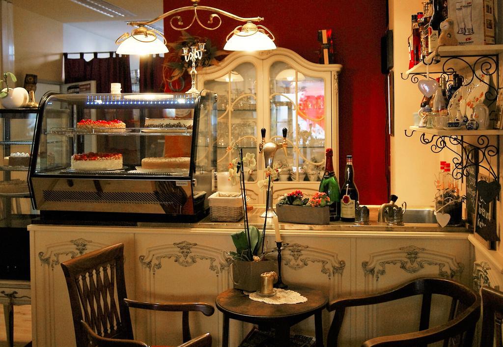 Cafe 28 & Pension Am Markt Wißmar エクステリア 写真